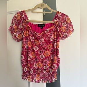 XS FORTUNE + IVY Aubry short sleeve mesh knit top EUC